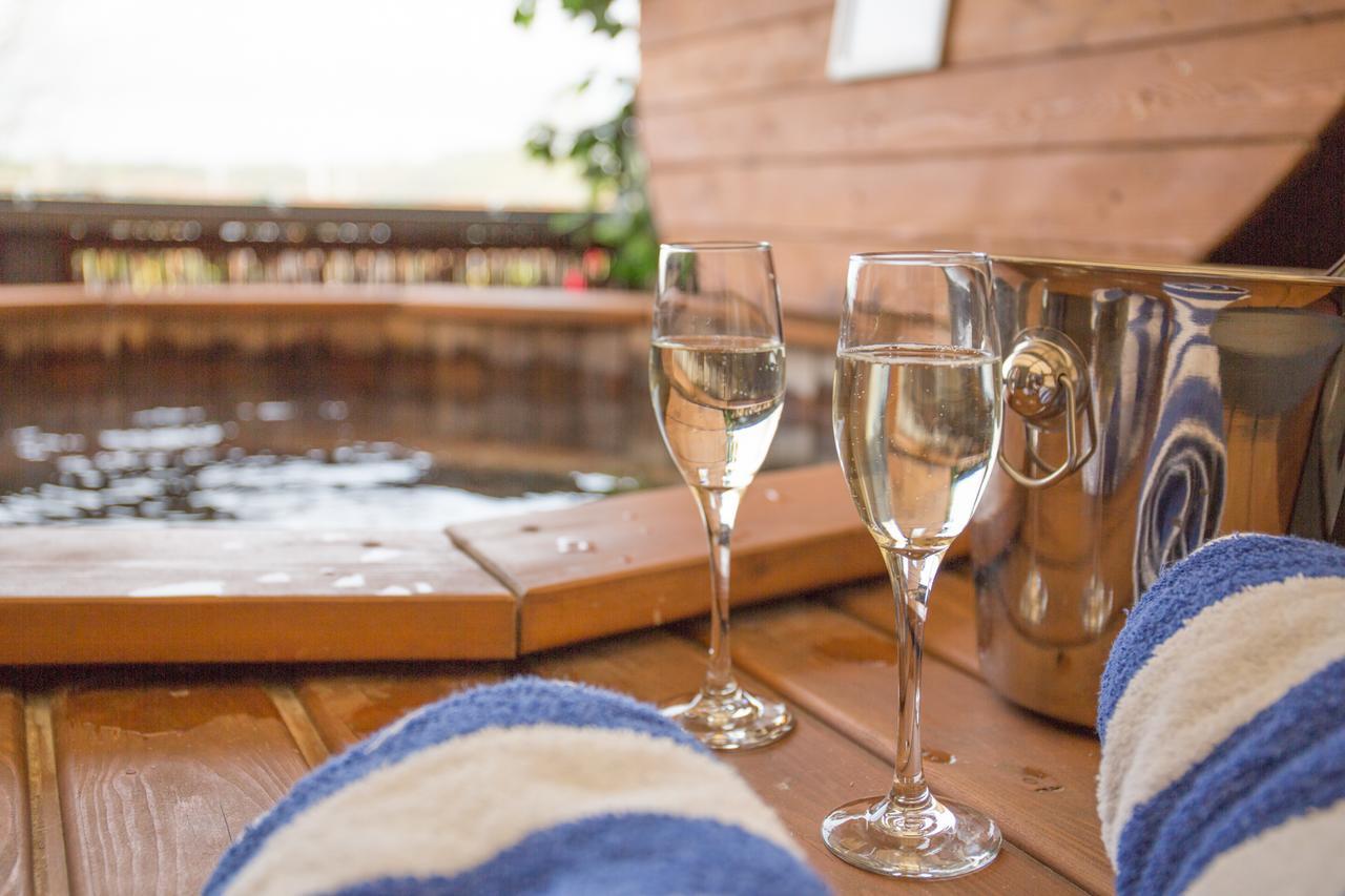 The Oceanic Luxury Aparthotel Falmouth Exterior foto